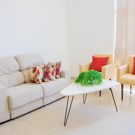 Farol da Barra Apartment: Beachfront Carnival Views Salvador Exterior photo